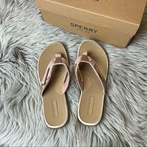 Sperry Seafish Flip Flop Sandles in Rose Gold Size 9